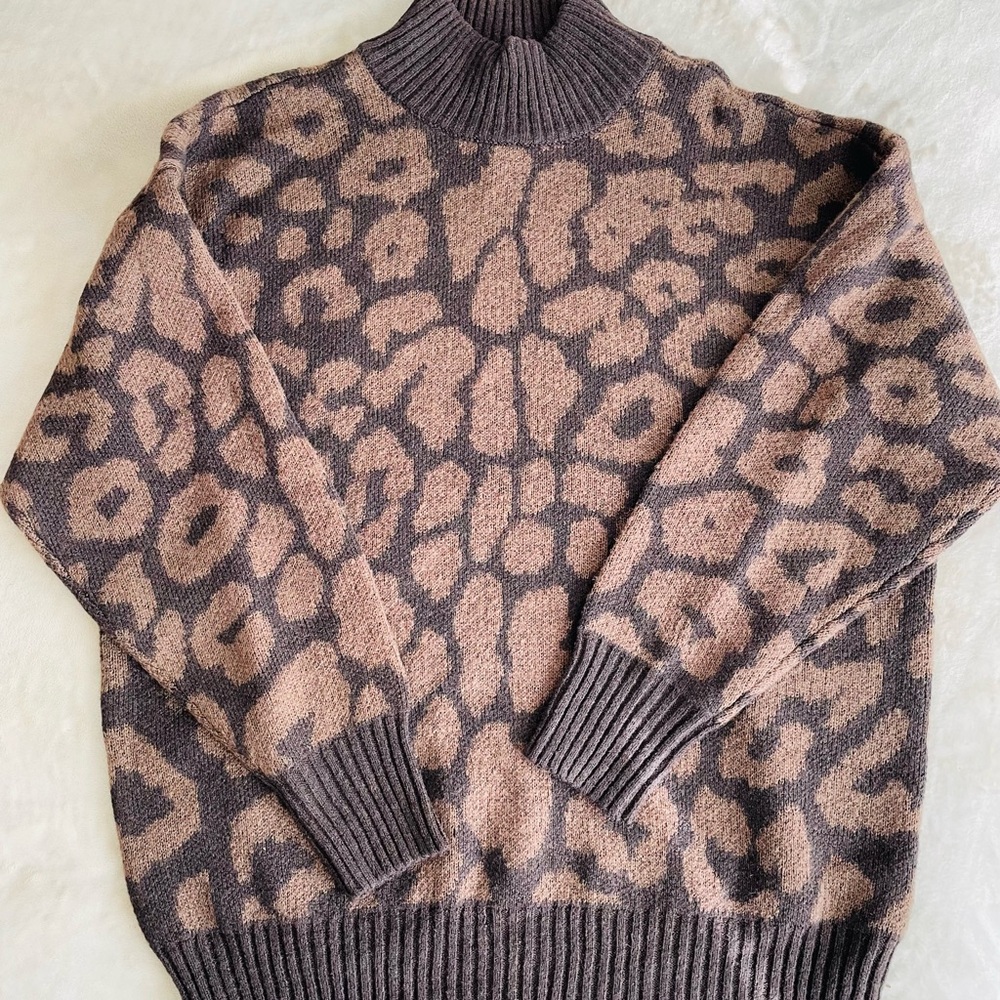 Ariat Brown and Tan Knit Sweater